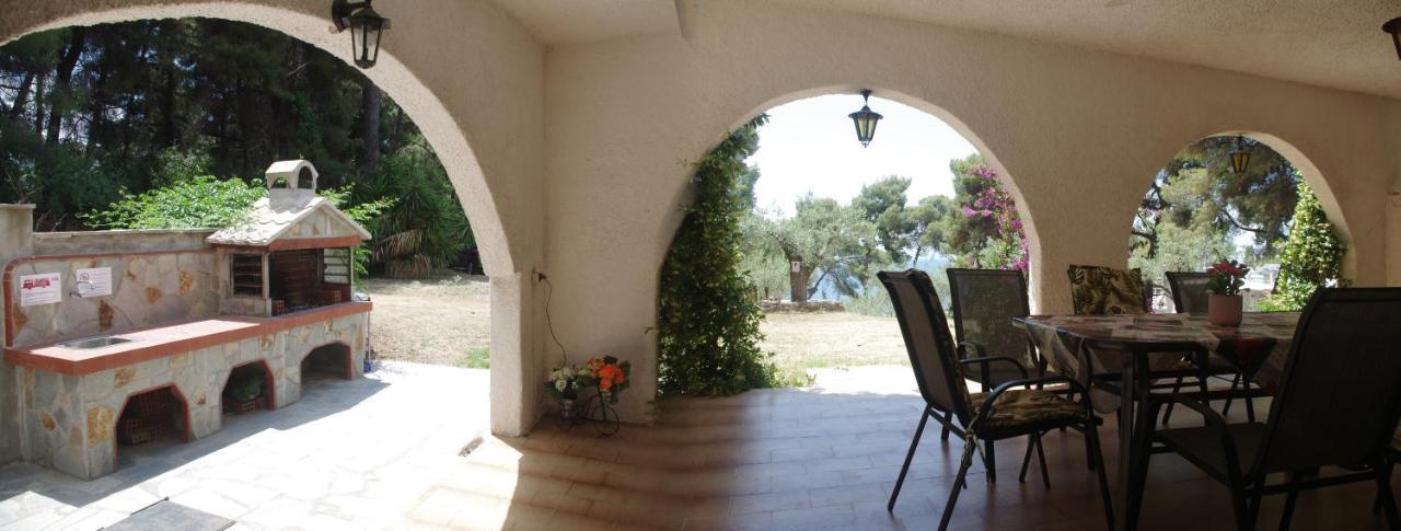 Chalkidiki Beachfront Haven - Perfect Location Nikiti  Exterior foto